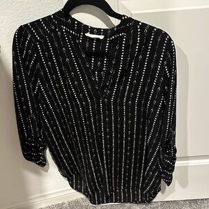 Lush Black and White Patterned Blouse